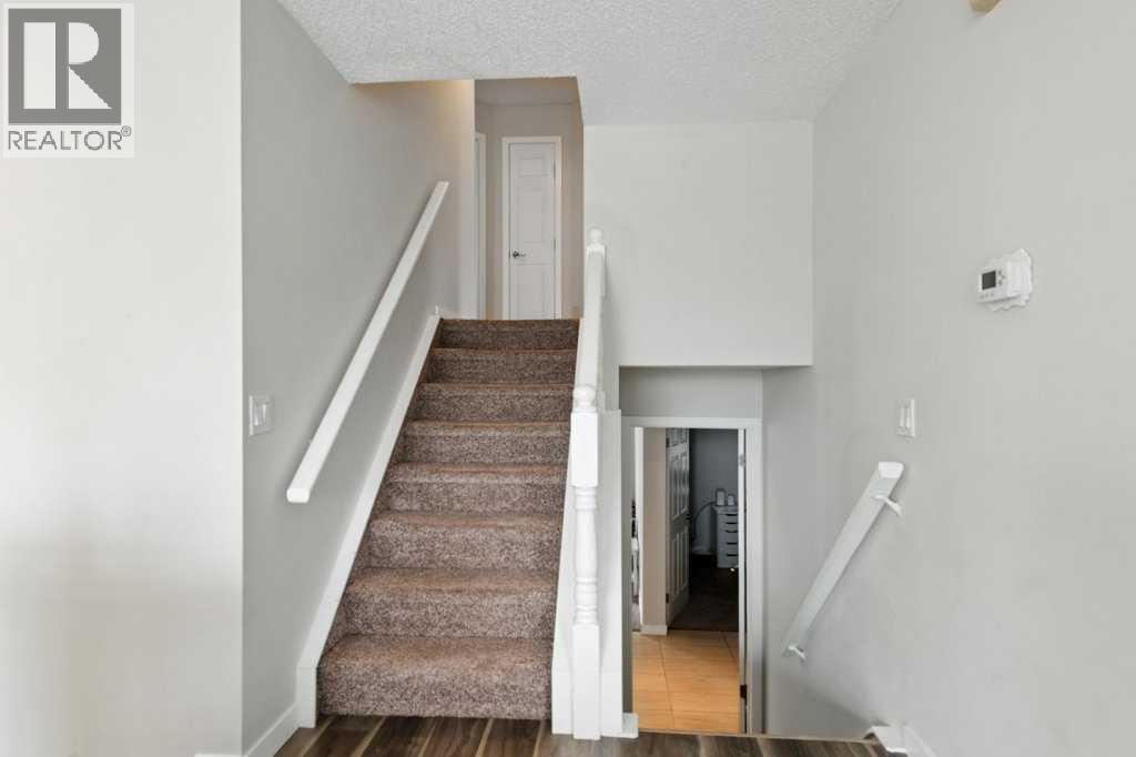 Photo 10 of 30 Macewan Ridge Place Nw, Calgary AB