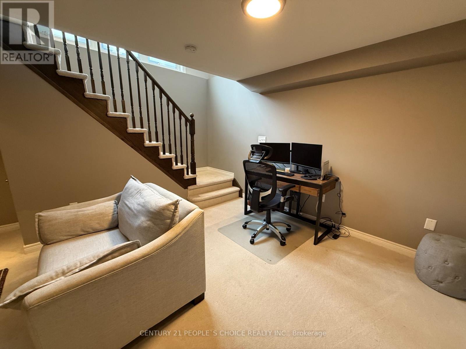 Photo 6 of 49 2019 Trawden Way, Oakville ON