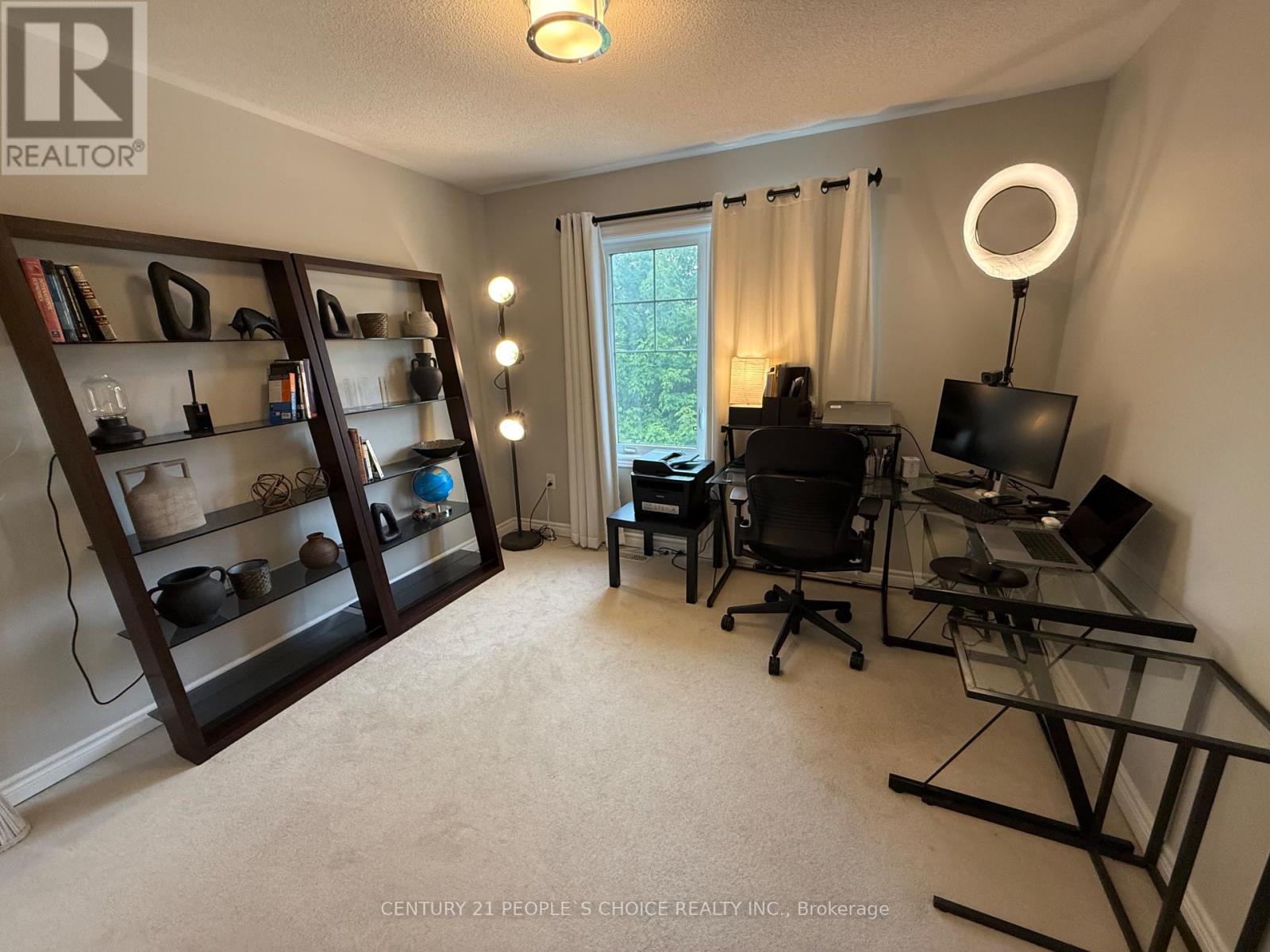 Photo 32 of 49 2019 Trawden Way, Oakville ON