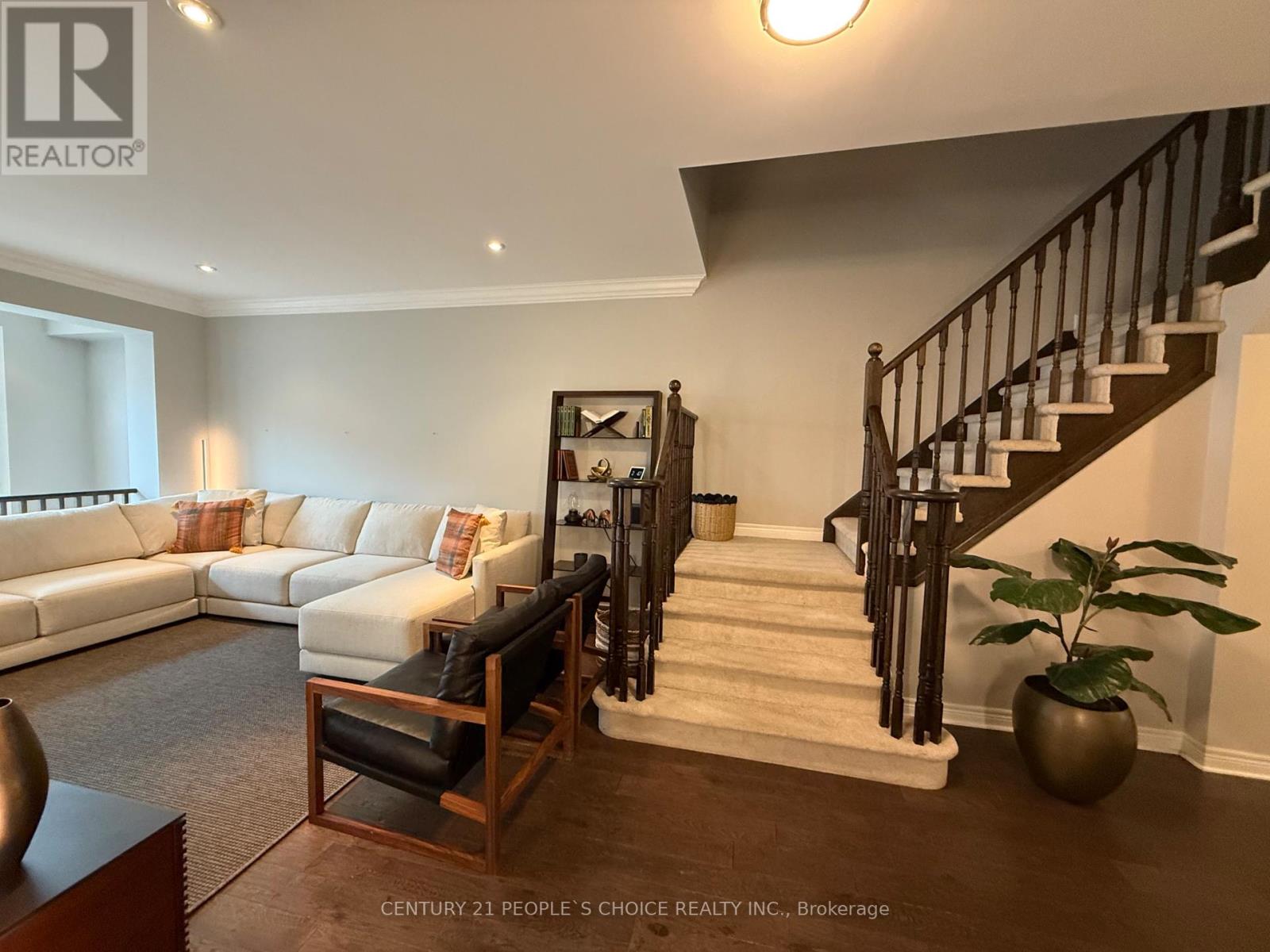 Photo 14 of 49 2019 Trawden Way, Oakville ON