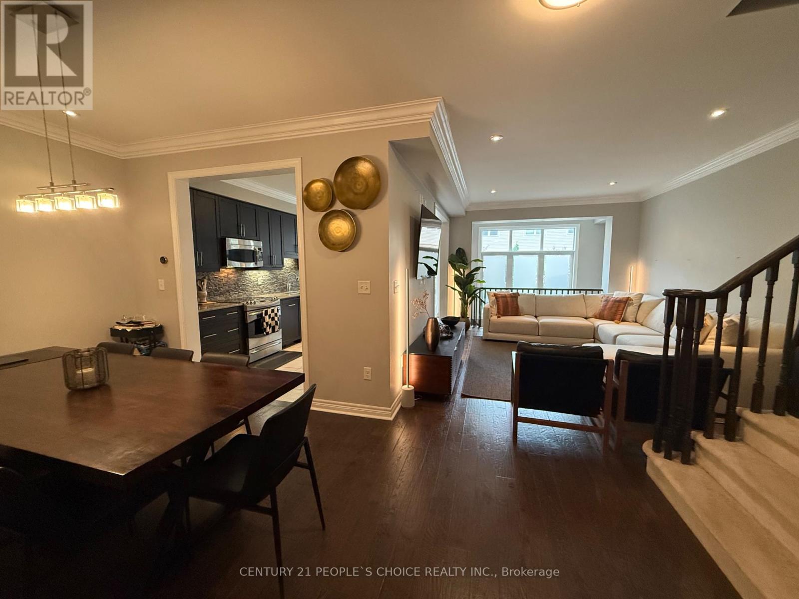 Photo 13 of 49 2019 Trawden Way, Oakville ON
