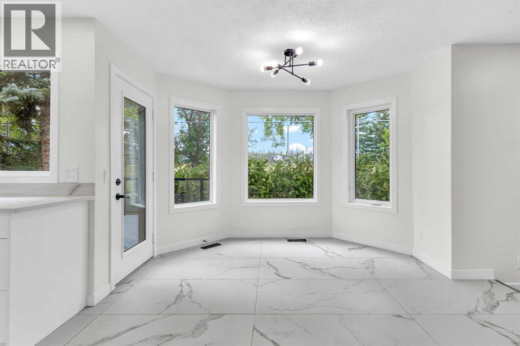 Photo 7 of 919 Shawnee Drive Sw, Calgary AB