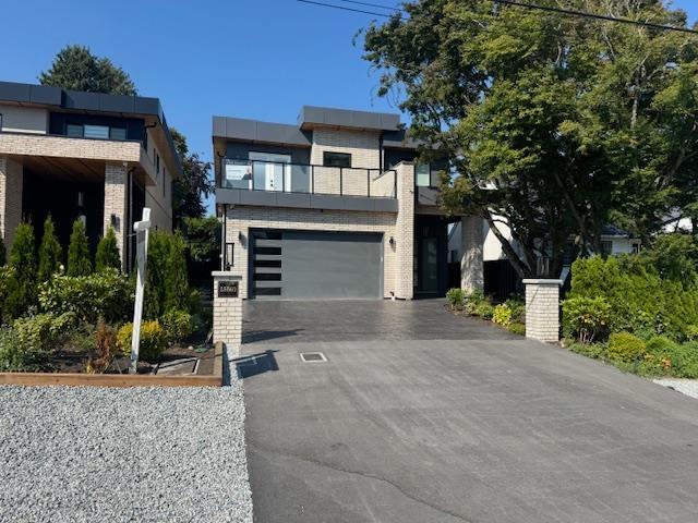 Photo 13 of 15569 Oxenham Avenue, White Rock BC