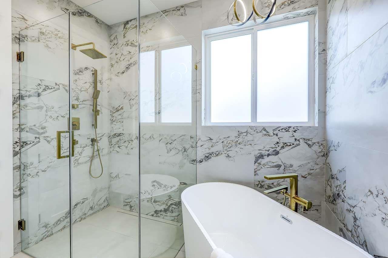 Photo 33 of 15569 Oxenham Avenue, White Rock BC