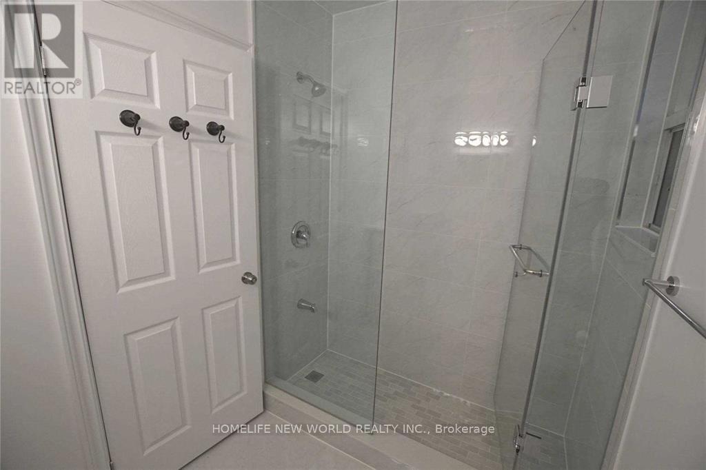 Photo 12 of 2nd Floor 1104 College Street, Toronto ON