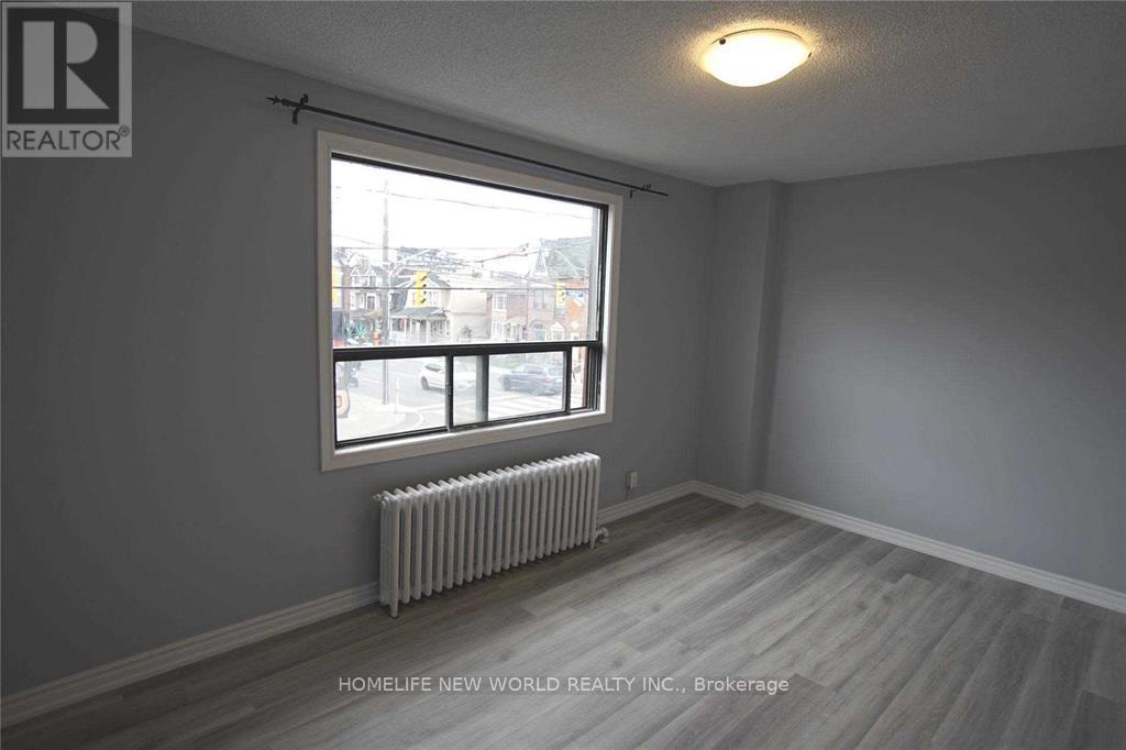 Photo 9 of 2nd Floor 1104 College Street, Toronto ON