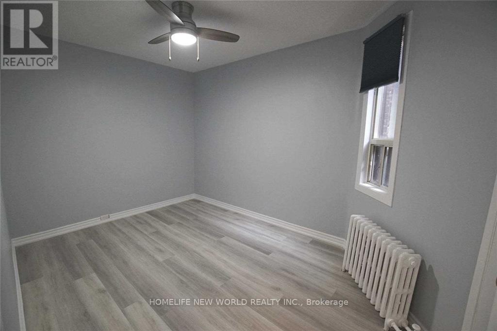 Photo 8 of 2nd Floor 1104 College Street, Toronto ON