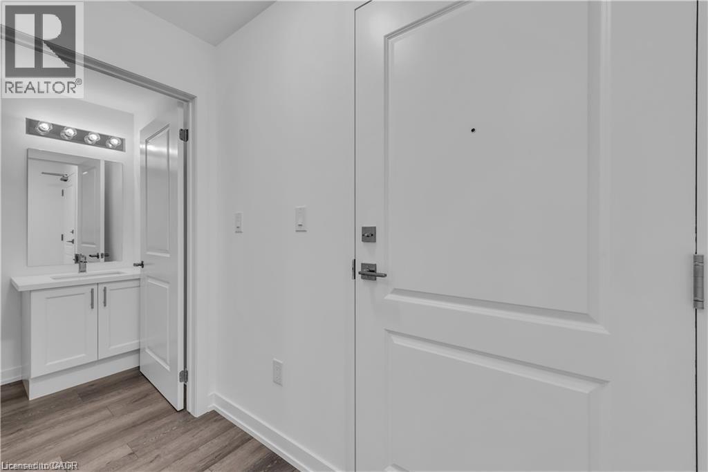 Photo 12 of 470 Dundas Street E Unit 220, Waterdown ON