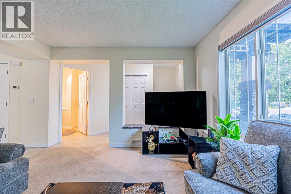 Photo 8 of 9249 Saddlebrook Drive Ne, Calgary AB