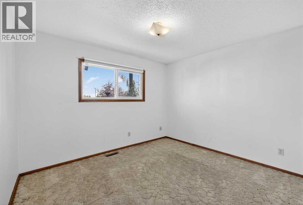 Single Family House Bungalow for Sale in   Avenue SE Dover Calgary 