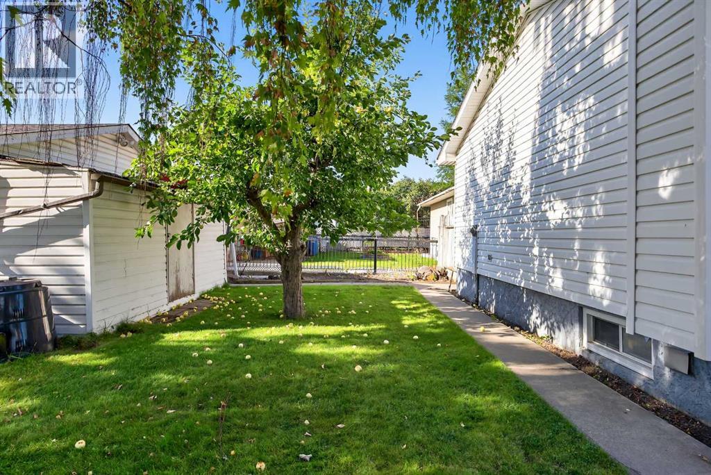 Single Family House Bungalow for Sale in   Avenue SE Dover Calgary 