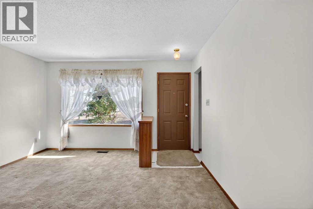 Single Family House Bungalow for Sale in   Avenue SE Dover Calgary 