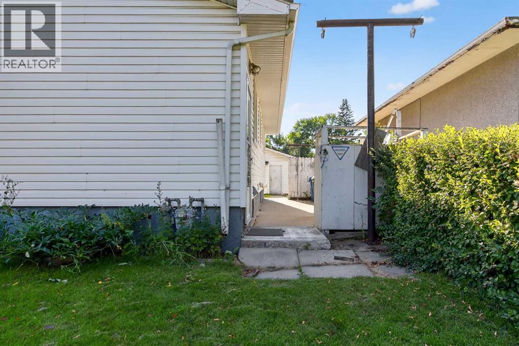 Single Family House Bungalow for Sale in   Avenue SE Dover Calgary 