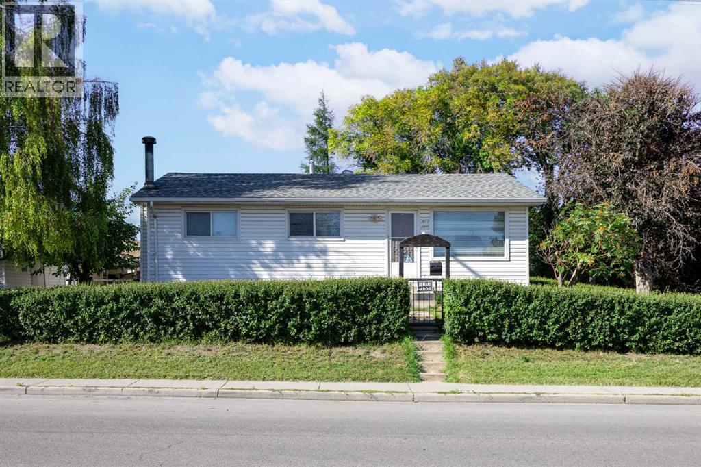3012 30 Avenue SE, Calgary, Alberta