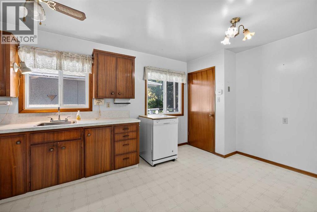 Single Family House Bungalow for Sale in   Avenue SE Dover Calgary 