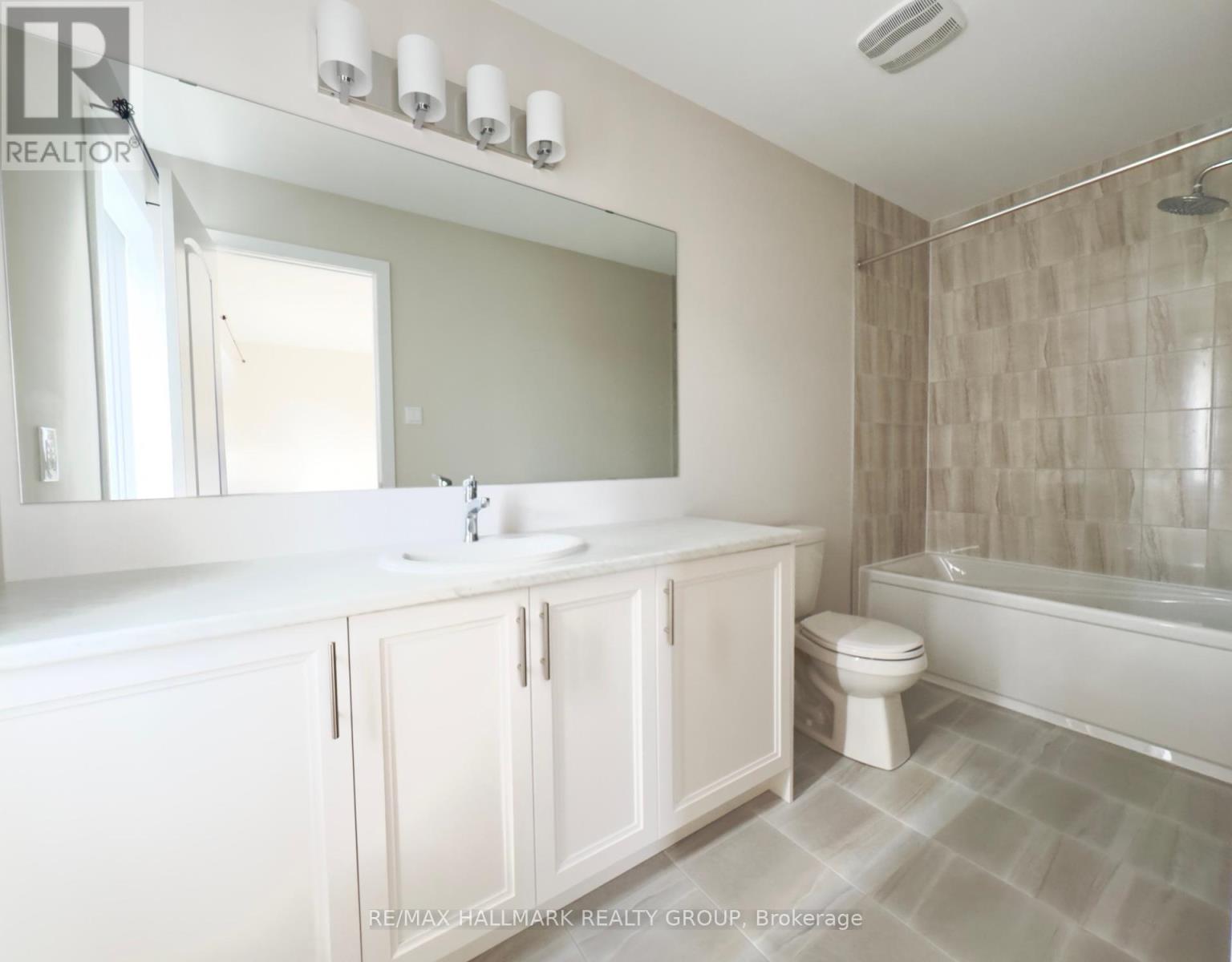 Photo 3 of 868 Andesite Terrace, Ottawa ON