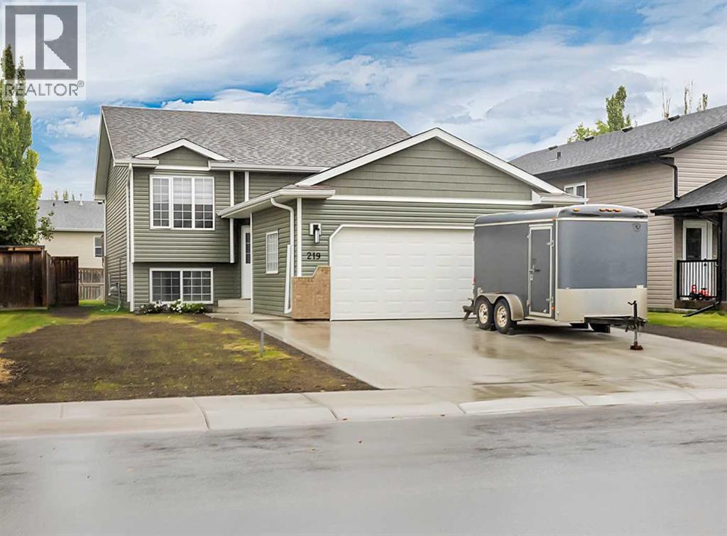 Photo 24 of 219 Lancaster Drive, Red Deer AB