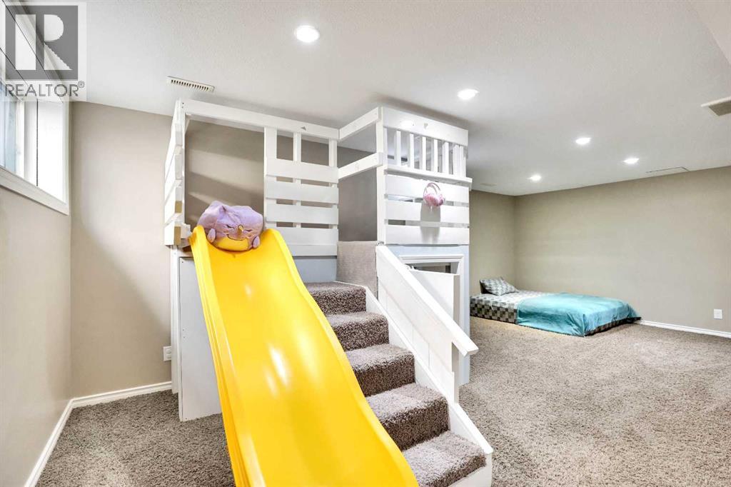 Photo 4 of 174 Windstone Avenue Sw, Airdrie AB