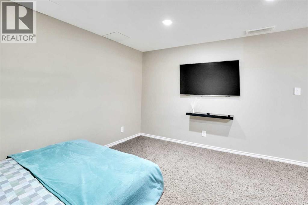 Photo 8 of 174 Windstone Avenue Sw, Airdrie AB