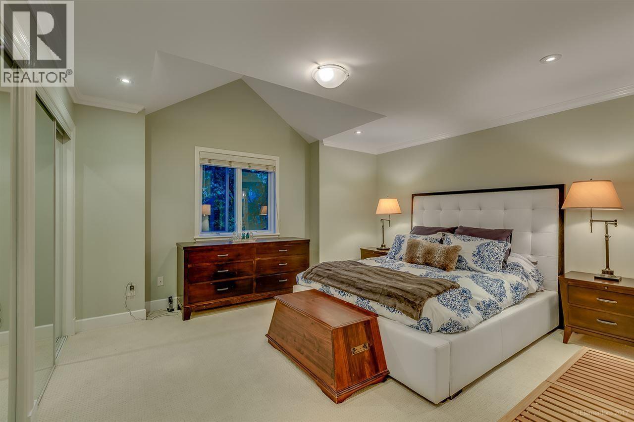 Photo 14 of 3 1135 Barclay Street, Vancouver BC