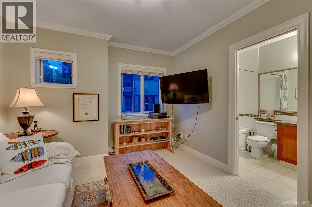 Photo 4 of 3 1135 Barclay Street, Vancouver BC