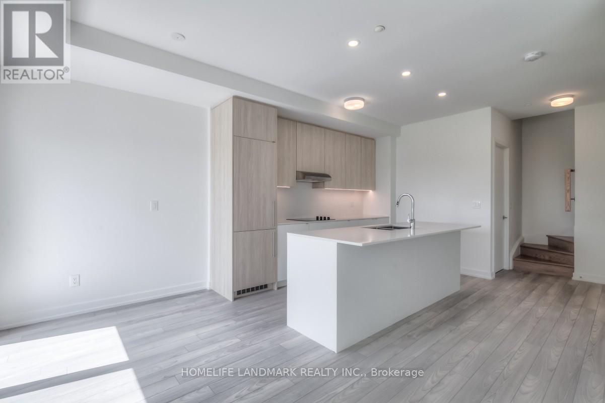Photo 10 of 309 11 Walder Lane, Richmond Hill ON