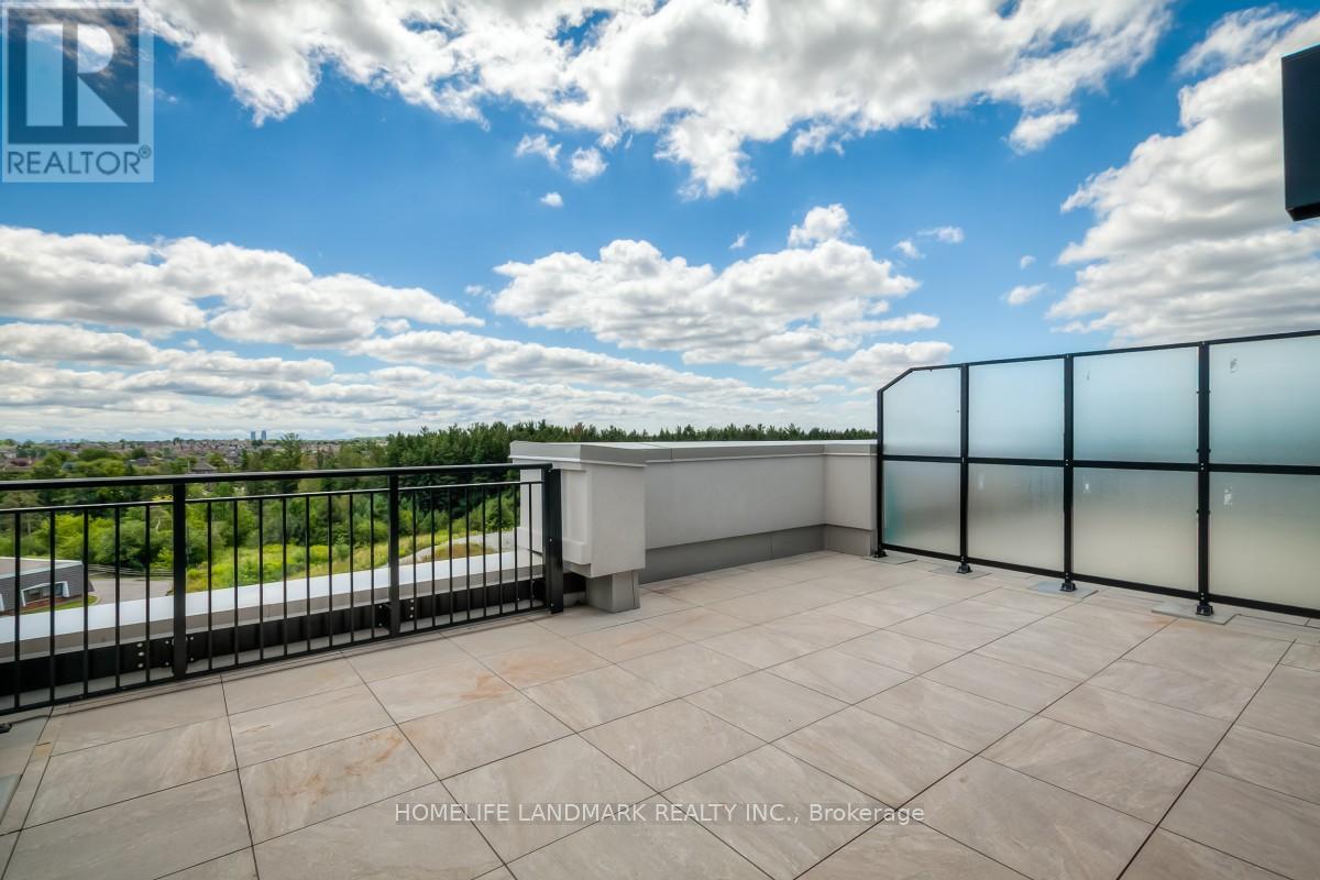 Photo 37 of 309 11 Walder Lane, Richmond Hill ON