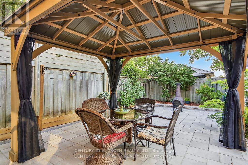 Photo 10 of 80 Bruce Crescent, Barrie ON