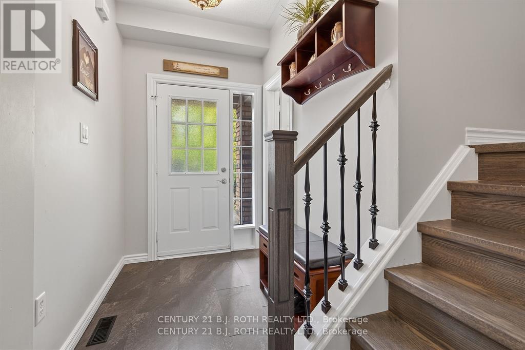 Photo 15 of 80 Bruce Crescent, Barrie ON