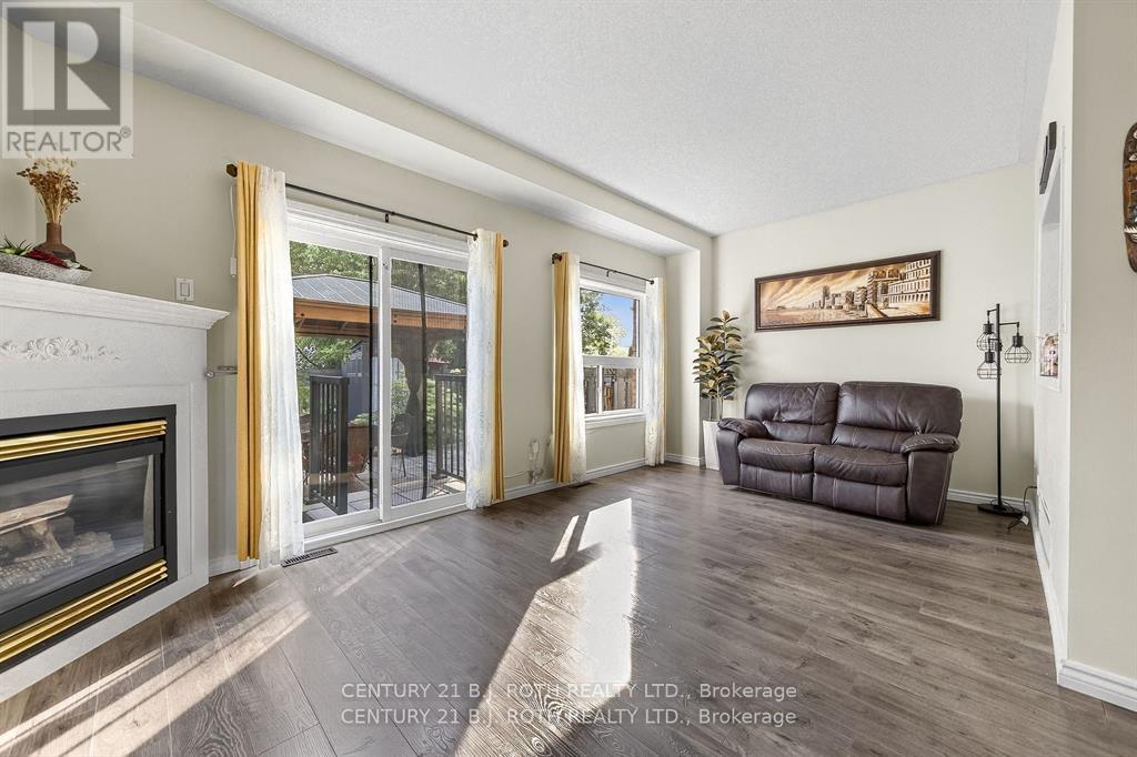 Photo 22 of 80 Bruce Crescent, Barrie ON