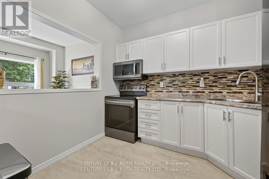 Photo 23 of 80 Bruce Crescent, Barrie ON