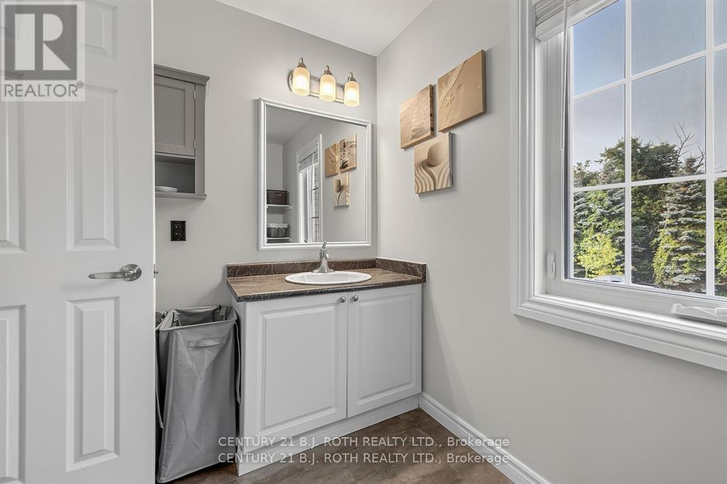 Photo 30 of 80 Bruce Crescent, Barrie ON