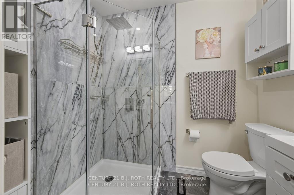 Photo 32 of 80 Bruce Crescent, Barrie ON
