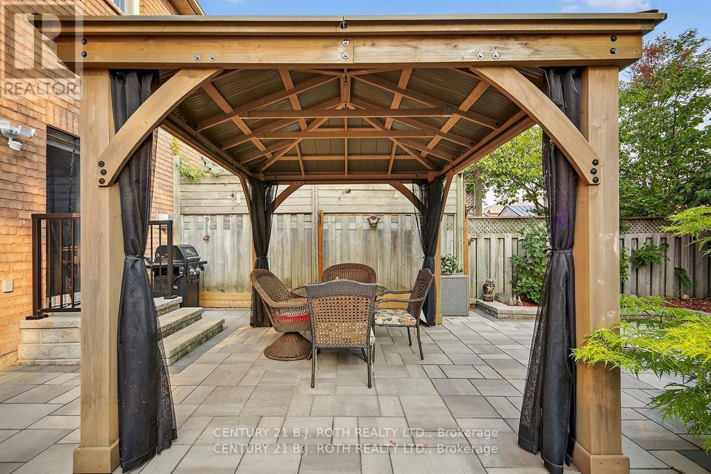 Photo 4 of 80 Bruce Crescent, Barrie ON