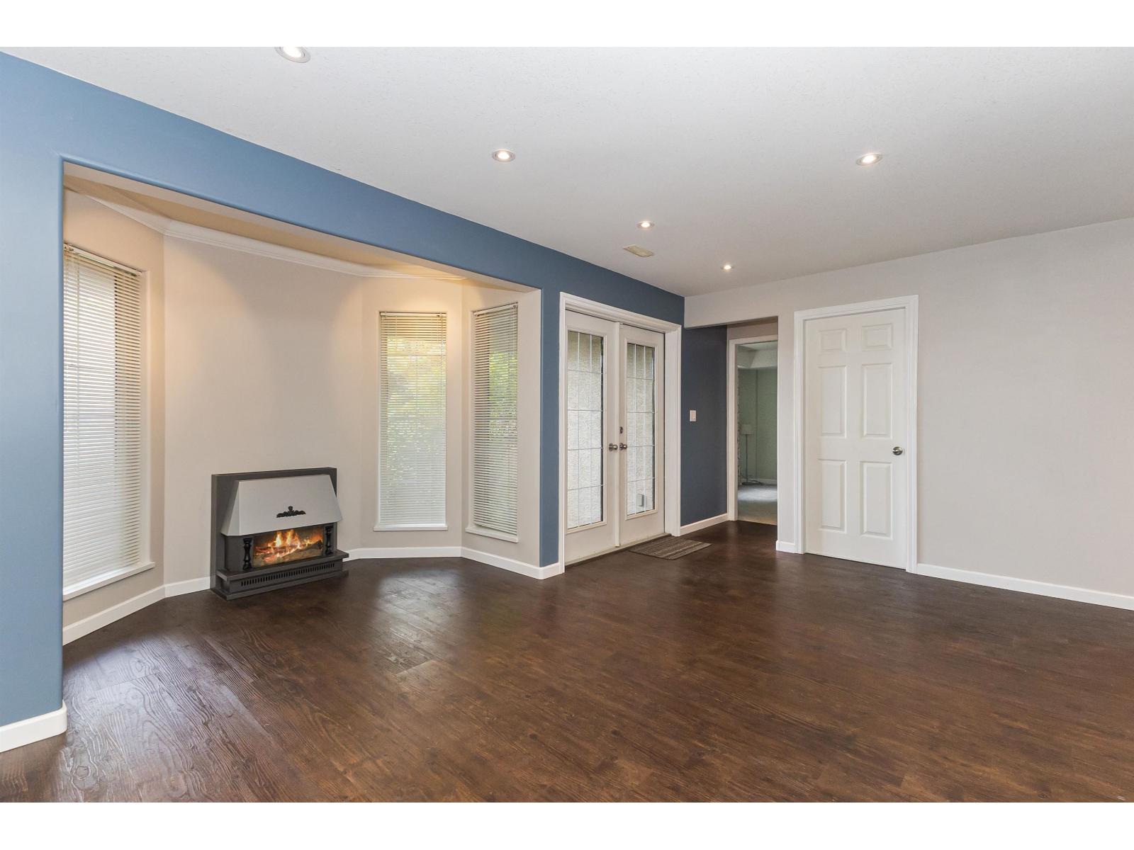 Photo 11 of 4125 Belanger Drive, Abbotsford BC