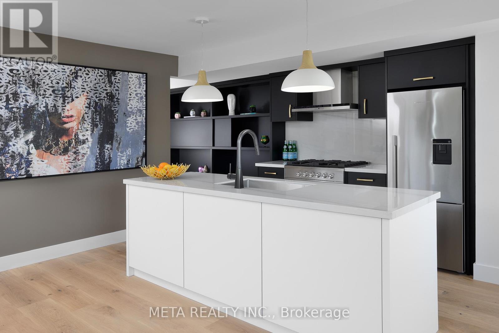 Photo 11 of 218 Jane Street, Toronto ON