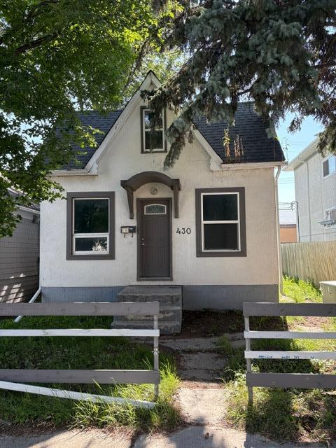 Photo 24 of 430 Martin Avenue W, Winnipeg MB