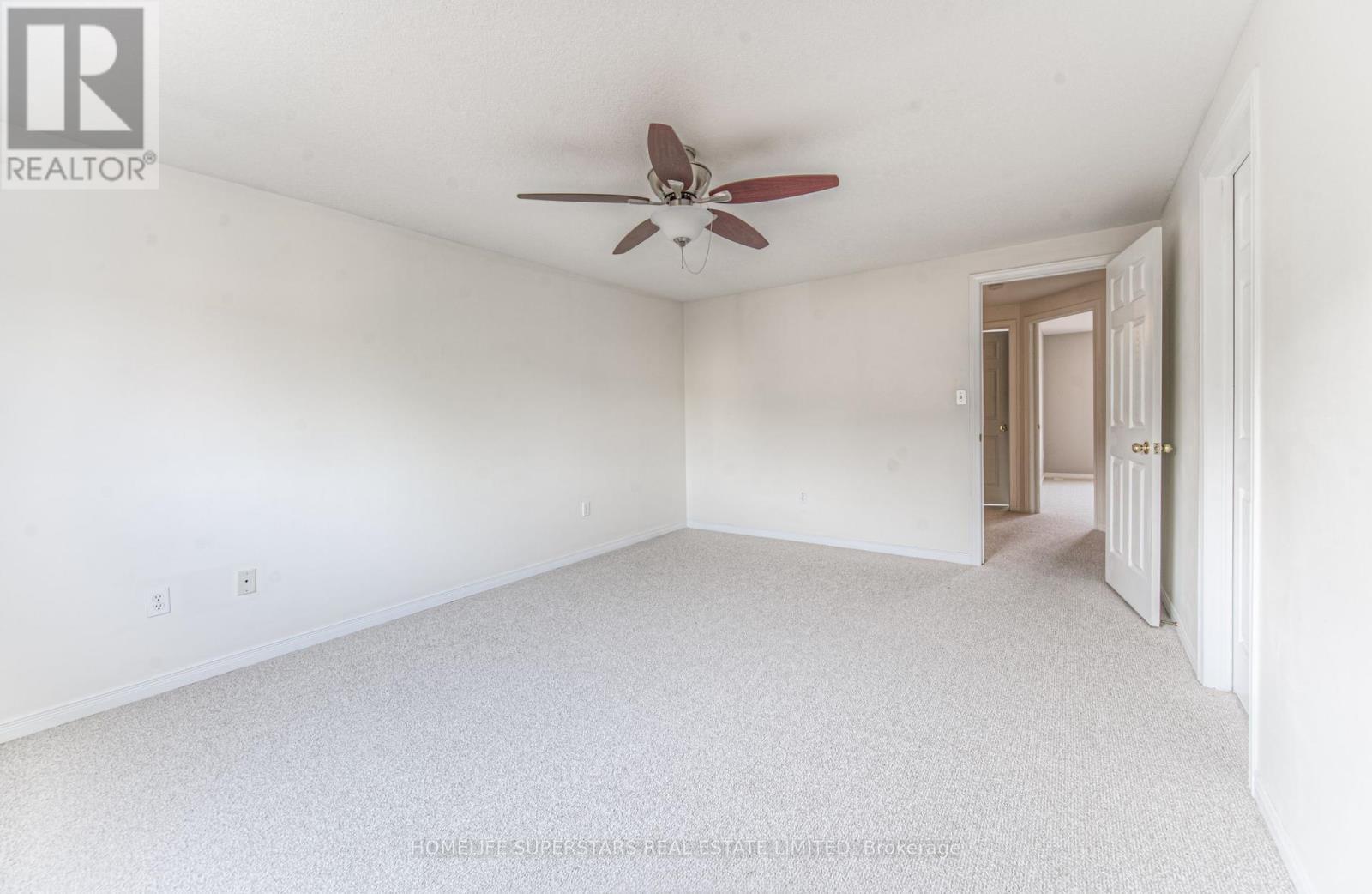 Photo 7 of 297 Briarmeadow Dr, Kitchener ON