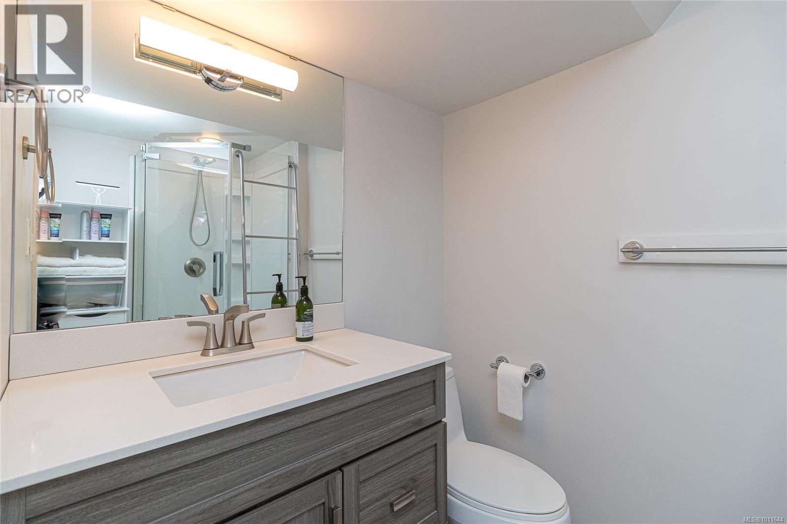  4516 Duart Road, Saanich