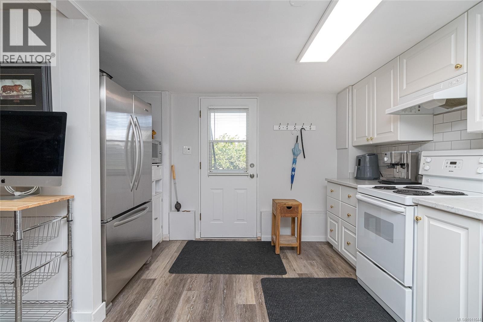  4516 Duart Road, Saanich