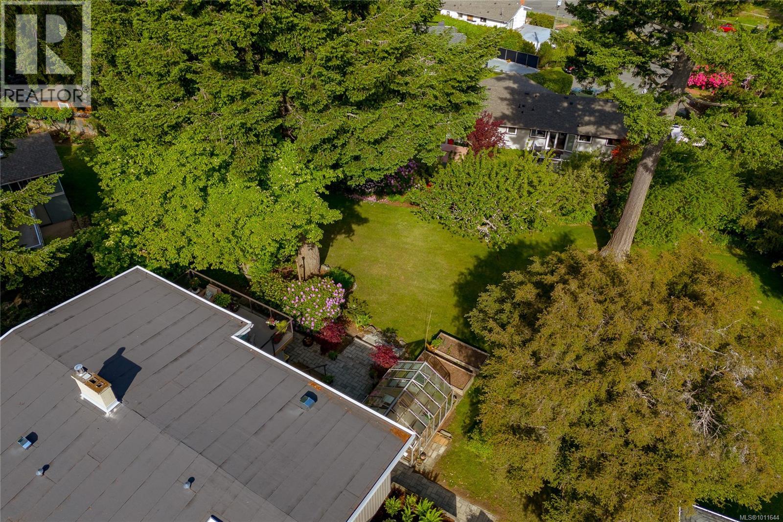  4516 Duart Road, Saanich