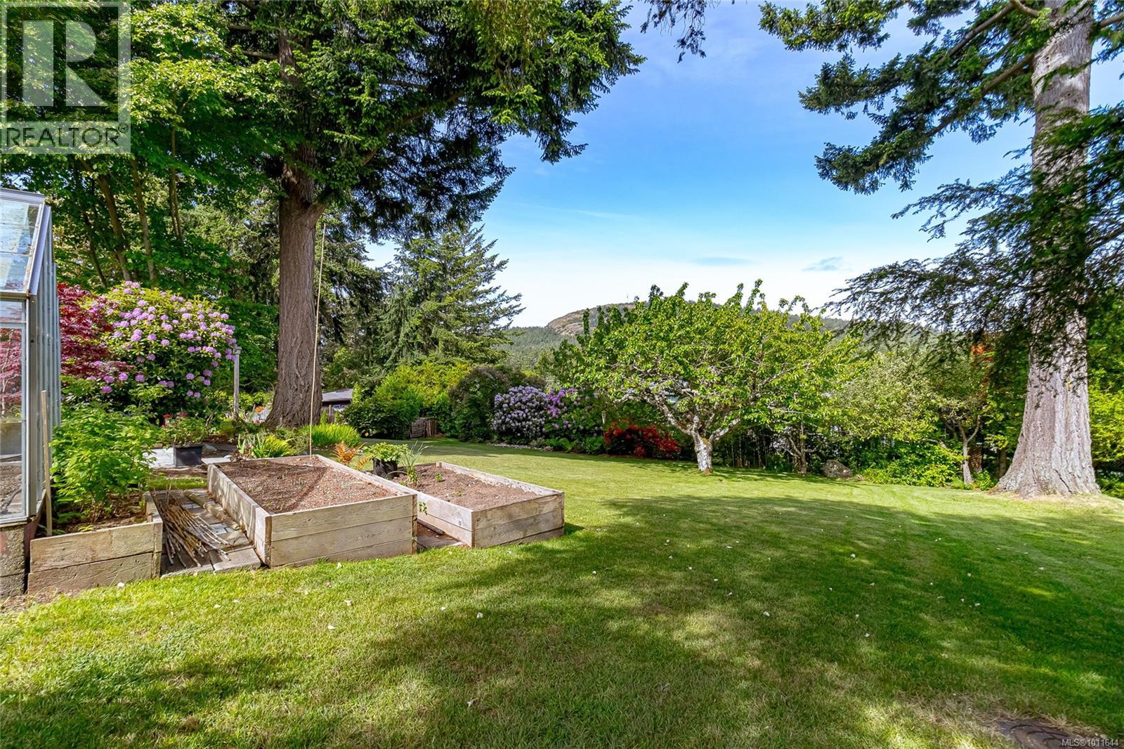  4516 Duart Road, Saanich
