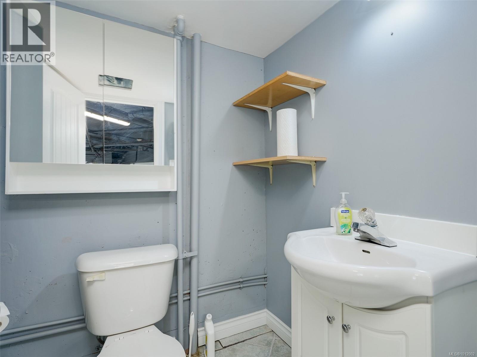 Photo 18 of 149 2745 Veterans Memorial Pkwy, Langford BC