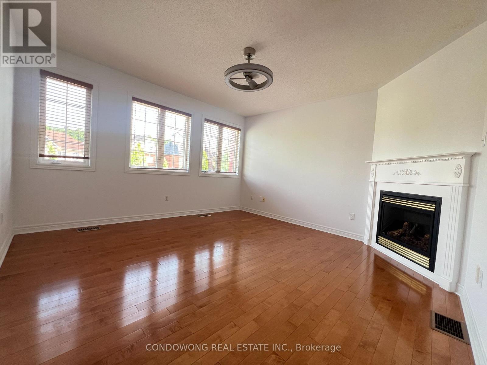 194 AUTUMN HILL BOULEVARD, Vaughan (Patterson), Ontario