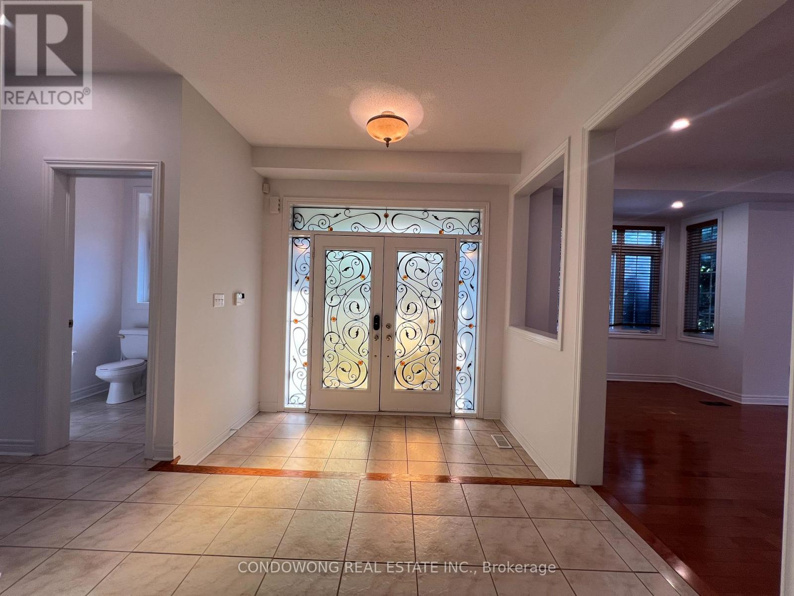 Single Family House for Sale in  AUTUMN HILL BOULEVARD Vaughan (Patterson) 