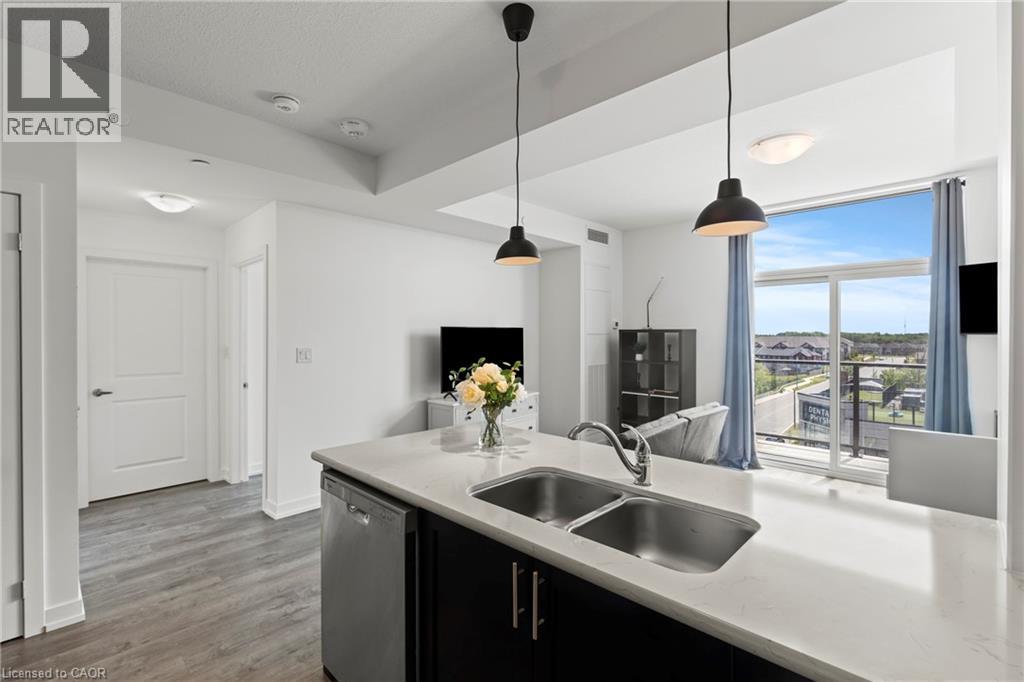 Photo 1 of 10 Mallard Trail Unit 530, Hamilton ON