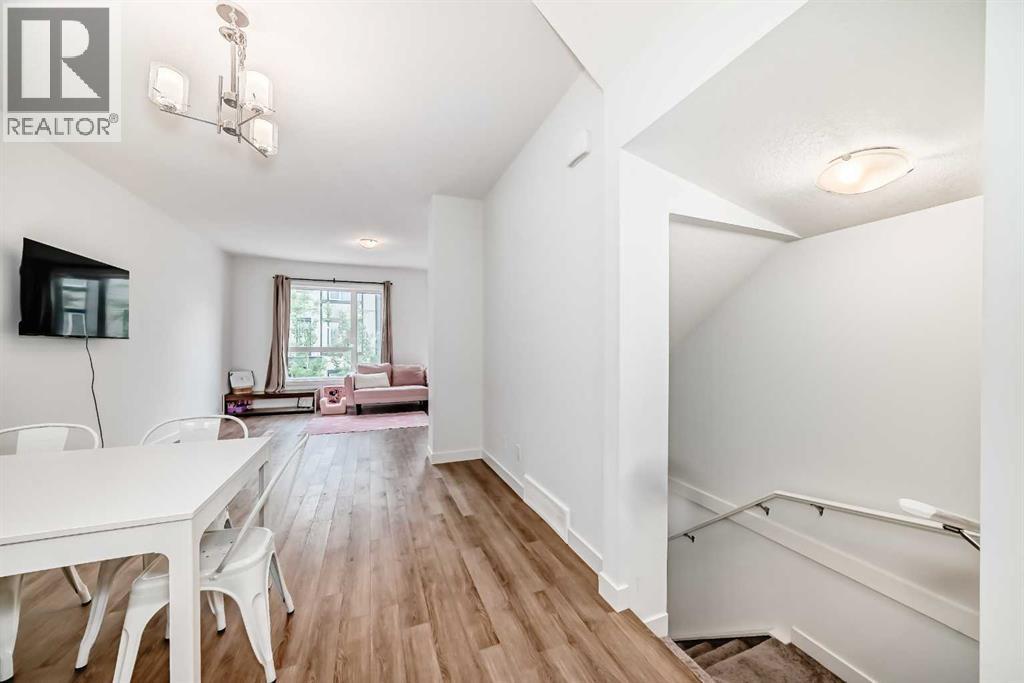 Single Family House for Sale in   Evanscrest Park NW Evanston Calgary 