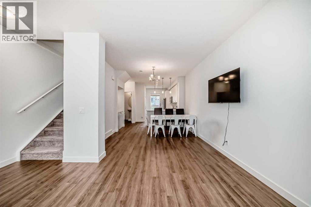 Single Family House for Sale in   Evanscrest Park NW Evanston Calgary 