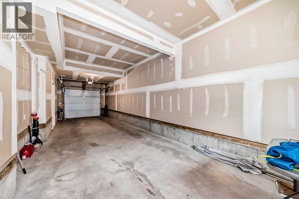 Single Family House for Sale in   Evanscrest Park NW Evanston Calgary 