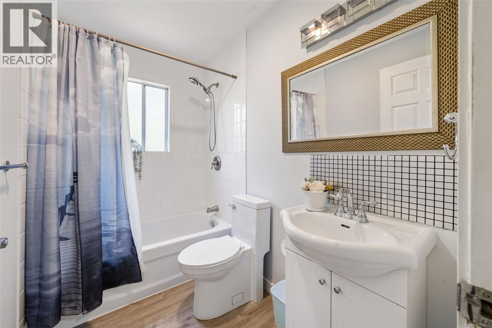 Photo 12 of 999 Furber Rd, Langford BC